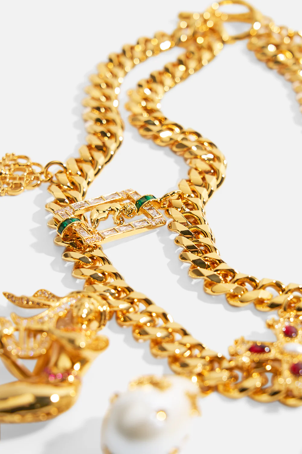 QUEEN OF CHARMS STATEMENT NECKLACE GOLD - Image 3